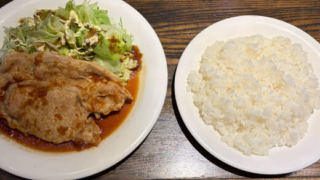 カンファーツリー　ポークジンジャー